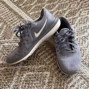 Nike Light Gray Sneakers